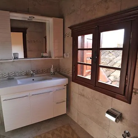 Cunda Evi - 2 بيت للعطل