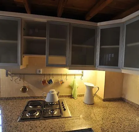 بيت للعطل Cunda Evi - 2 *